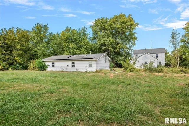 $125,558 | 12409 Stamper Road, Girard, IL 62640