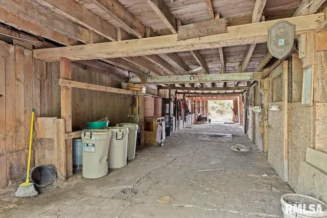 $125,558 | 12409 Stamper Road, Girard, IL 62640