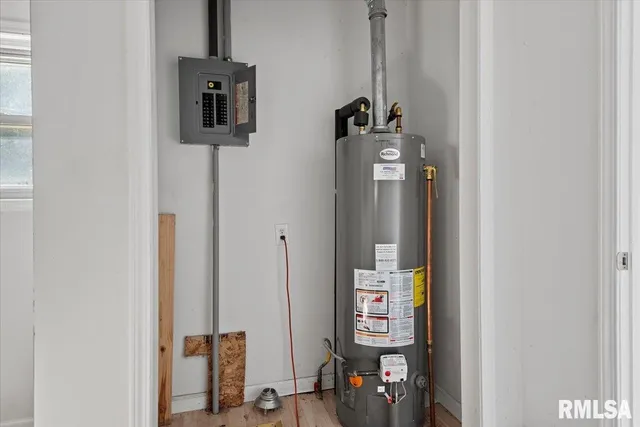 $125,558 | 12409 Stamper Road, Girard, IL 62640