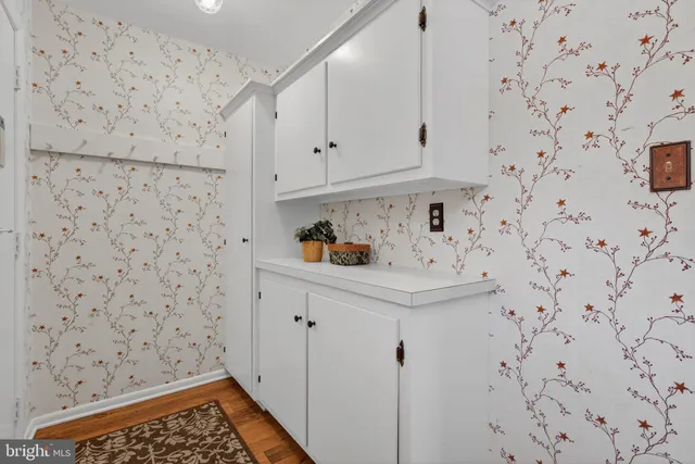 $300,000 | 55 Valleybrook Drive, Lancaster, PA 17601