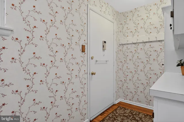 $300,000 | 55 Valleybrook Drive, Lancaster, PA 17601