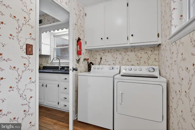 $300,000 | 55 Valleybrook Drive, Lancaster, PA 17601