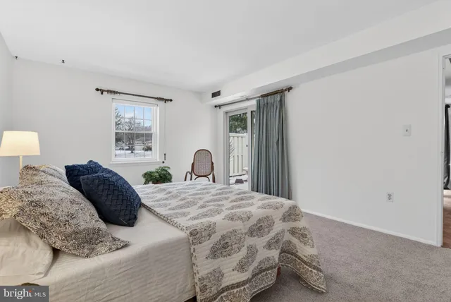 $300,000 | 55 Valleybrook Drive, Lancaster, PA 17601