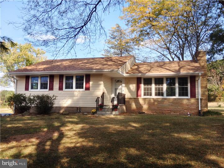 418 Federal City Road Pennington, NJ 08534 - Photo 1 of 21