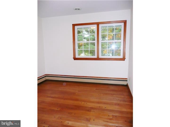 418 Federal City Road Pennington, NJ 08534 - Photo 10 of 21