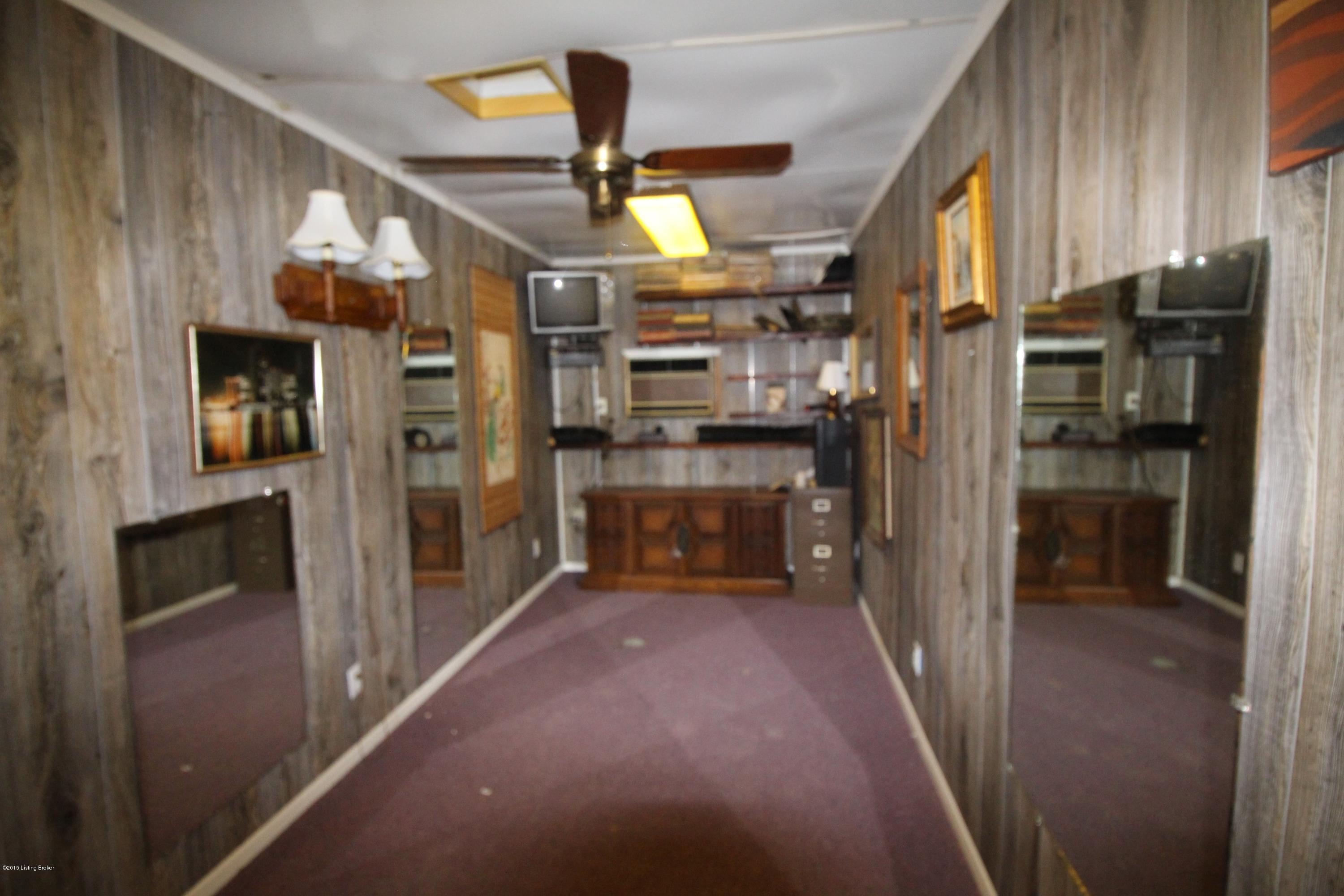 3548 Mink Run Road Frankfort, KY 40601 - Photo 13 of 42 OFFICE INSIDE BUILDING