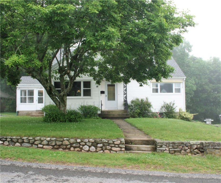 18 Top Street Westerly, RI 02891 - Photo 1 of 33 Gallery Image 1
