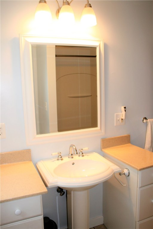 18 Top Street Westerly, RI 02891 - Photo 13 of 33 Gallery Image 13