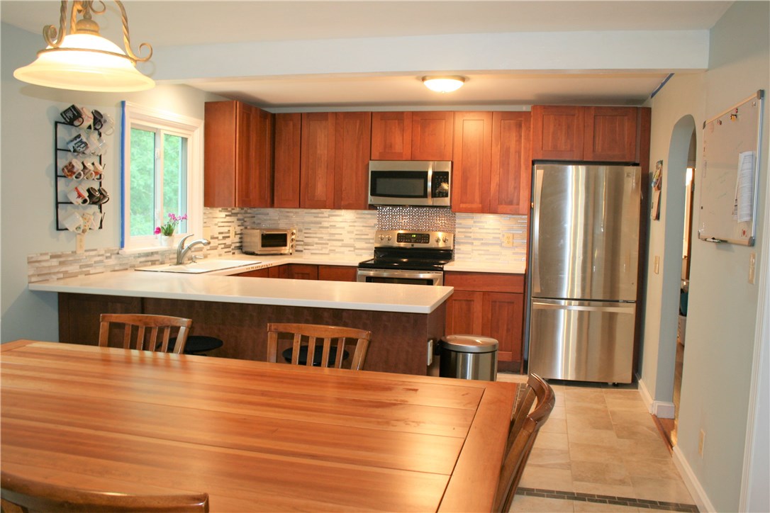 18 Top Street Westerly, RI 02891 - Photo 10 of 33 Gallery Image 10