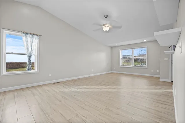 $370,000 | 52 Winding Way, Bloomington, IL 61705