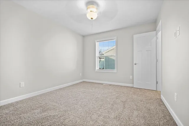 $370,000 | 52 Winding Way, Bloomington, IL 61705