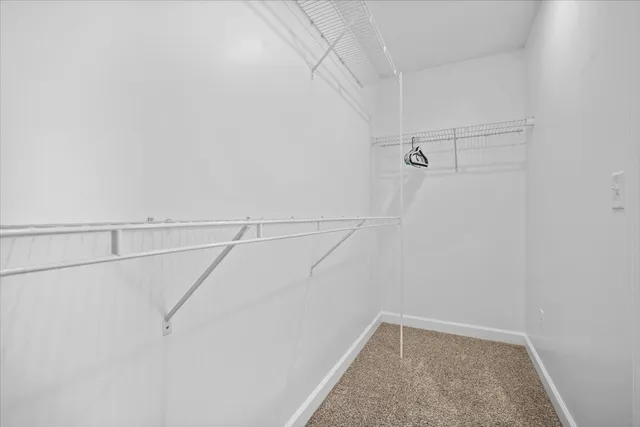 $370,000 | 52 Winding Way, Bloomington, IL 61705