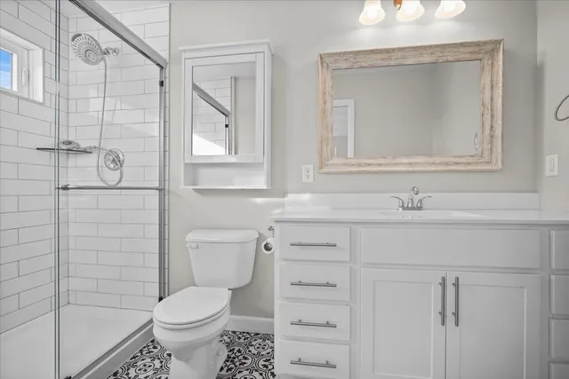 $370,000 | 52 Winding Way, Bloomington, IL 61705