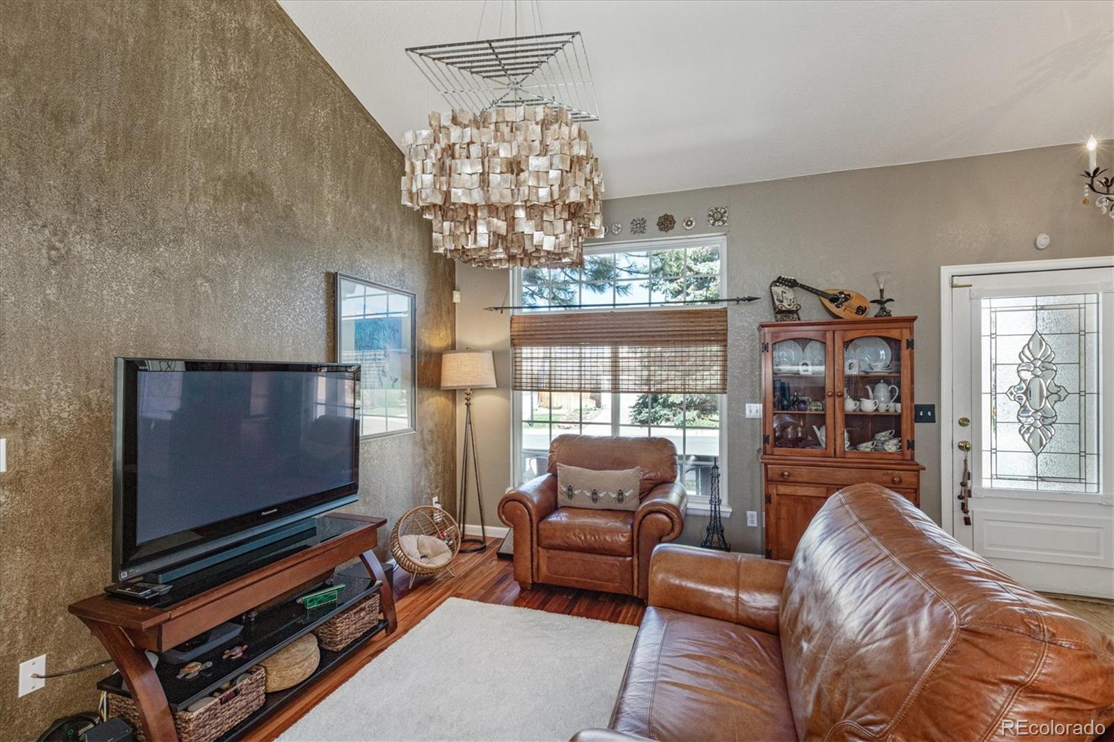 1548 Spring Water Way Highlands Ranch, CO 80129 - Photo 5 of 32