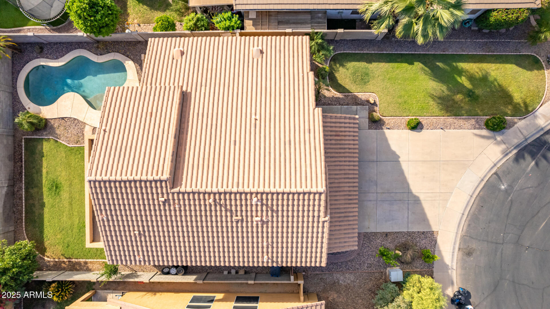 3861 East Pinon Court Gilbert, AZ 85234 - Photo 3 of 69 One of The Largest Lots on The Block