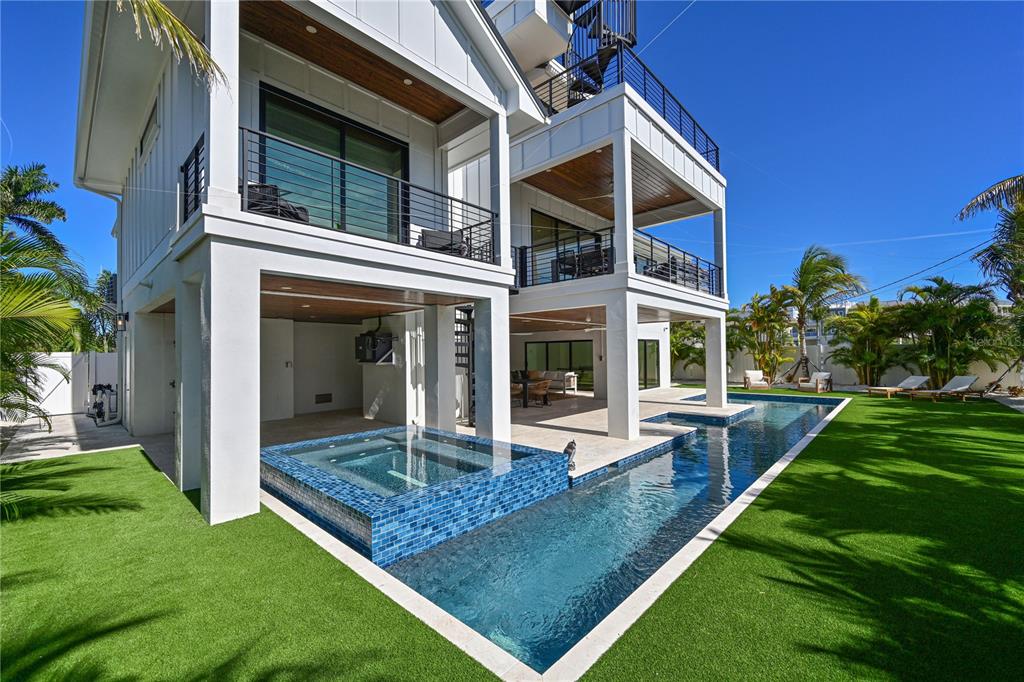 305 55th Street Holmes Beach, FL 34217 - Photo 7 of 65