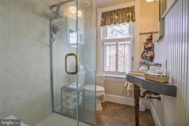 $475,000 | 5 Manchester Avenue, Media, PA 19063