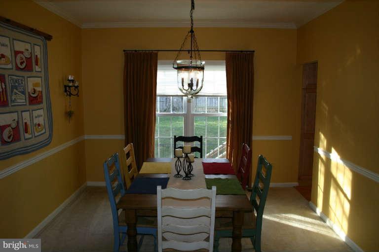 12830 Tournament Drive Reston, VA 20191 - Photo 11 of 26 Dining Room
