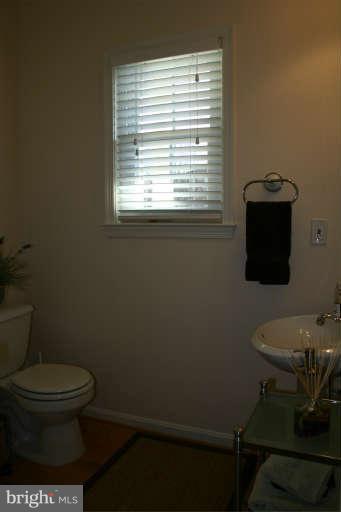12830 Tournament Drive Reston, VA 20191 - Photo 15 of 26 Bath