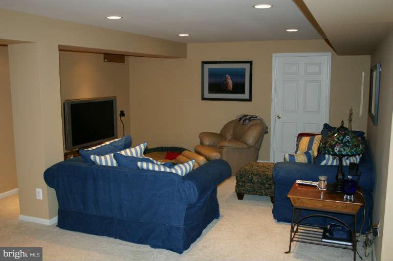 12830 Tournament Drive Reston, VA 20191 - Photo 25 of 26 Basement