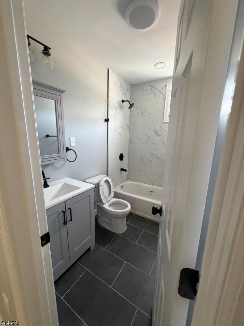 264 Harrison Street, Unit 1 Paterson, NJ 07501 - Photo 8 of 10