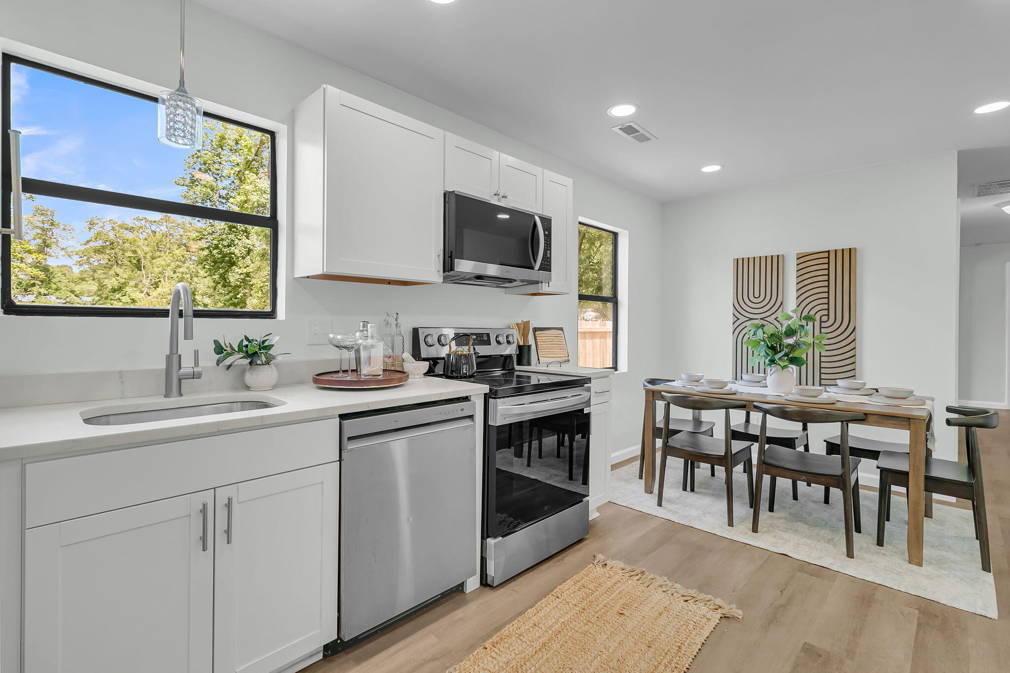 802 Royle Road Ladson, SC 29456 - Photo 13 of 37 CREM - 802 Royle Rd staged-13