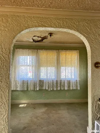 $32,000 | 721 West Loucks Avenue, Peoria, IL 61604