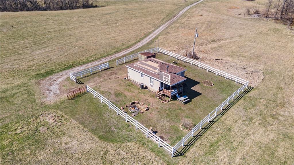 18211 Plattsburg Road Holt, MO 64048 - Photo 5 of 8