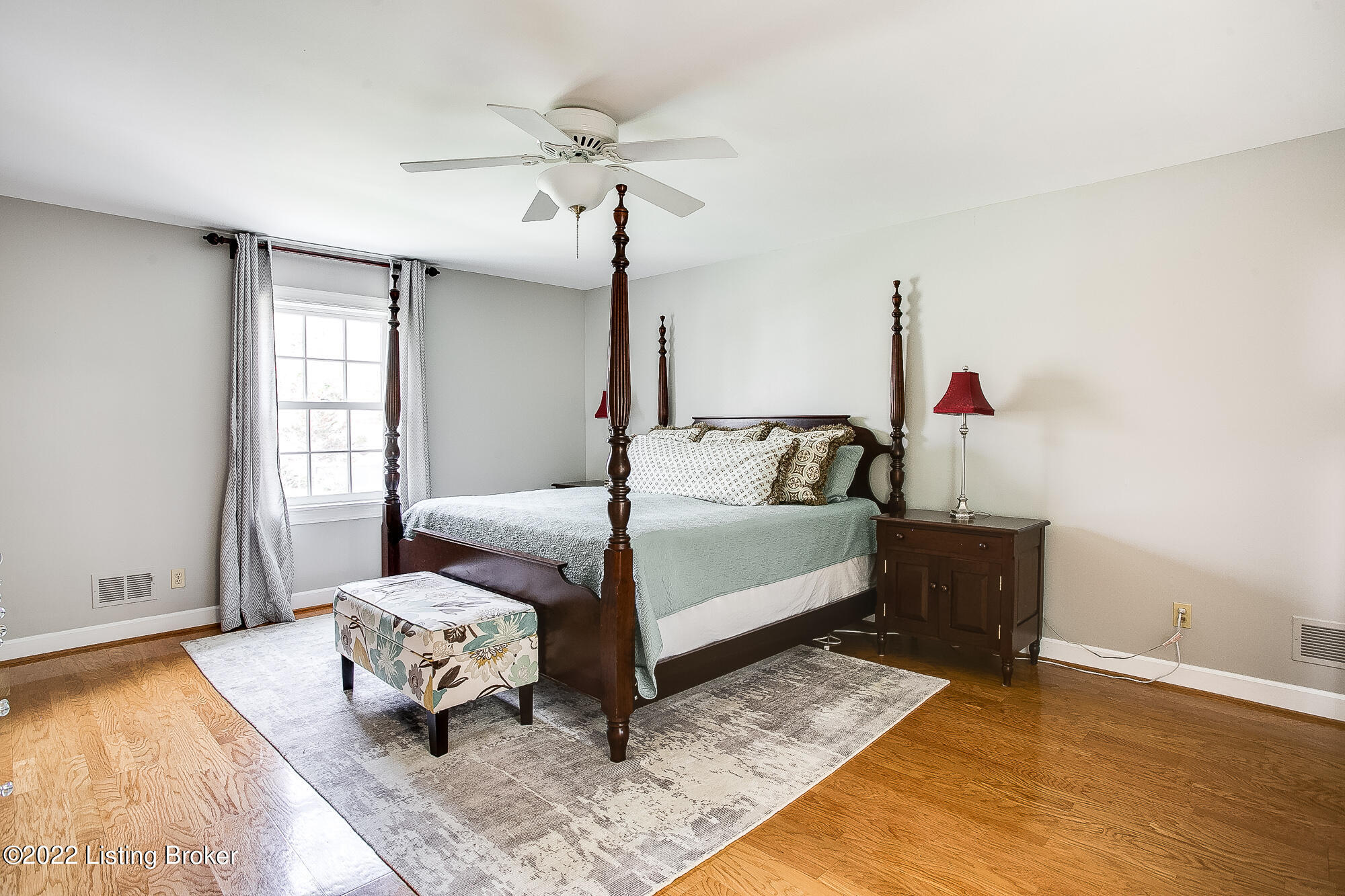 5300 Pueblo Road Louisville, KY 40207 - Photo 25 of 59 Primary bedroom