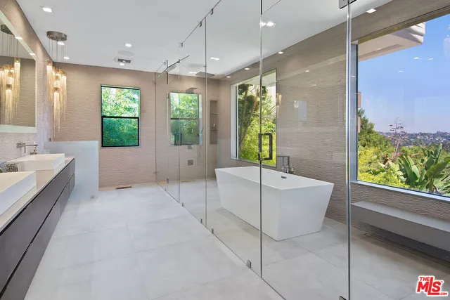 $16,500 | 4130 Parva Avenue, Los Angeles, CA 90027