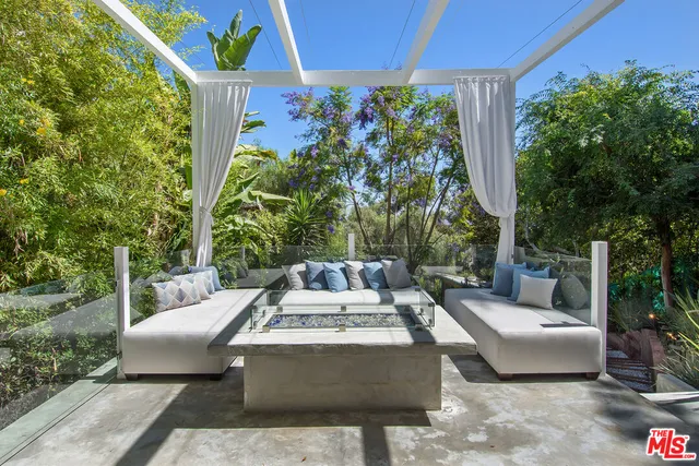 a view of an outdoor space and yard