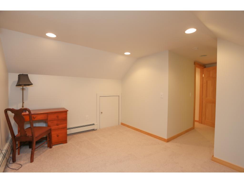 558 Black Brook Road Goffstown, NH 03045 - Photo 14 of 19