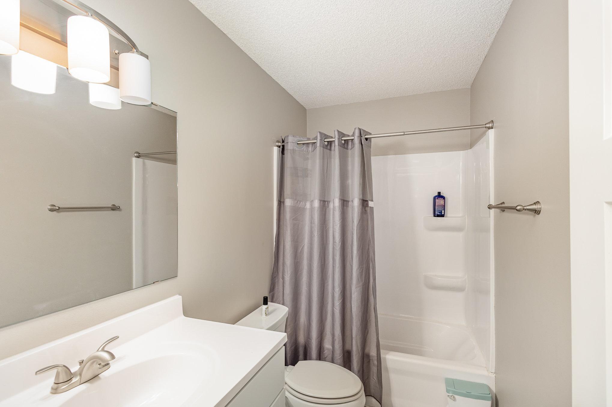 14371 Embry Path Apple Valley, MN 55124 - Photo 13 of 18 Gallery Image 13