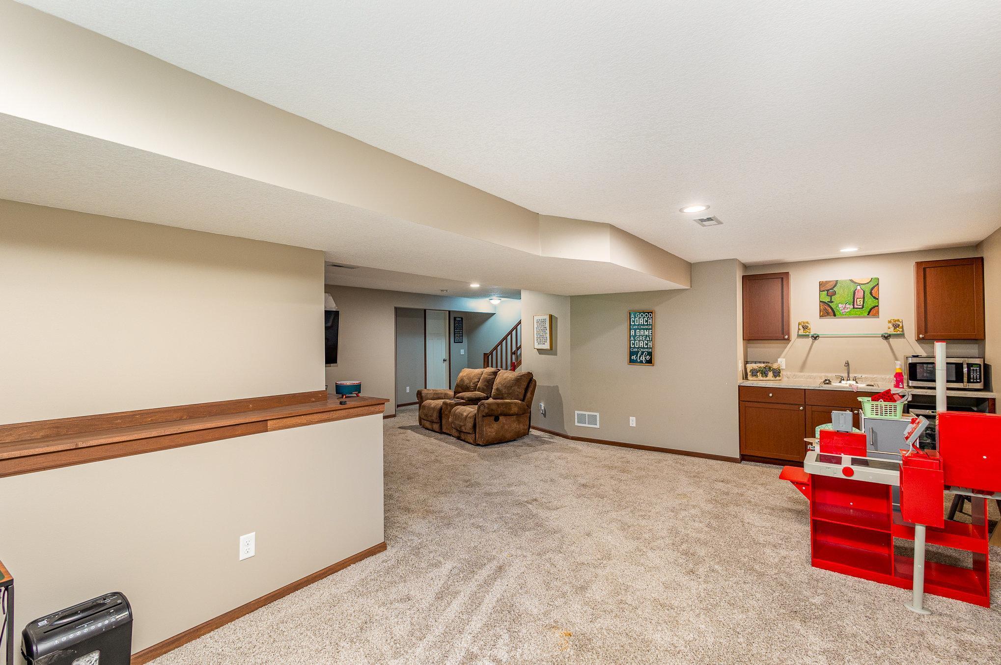 14371 Embry Path Apple Valley, MN 55124 - Photo 15 of 18 Gallery Image 15