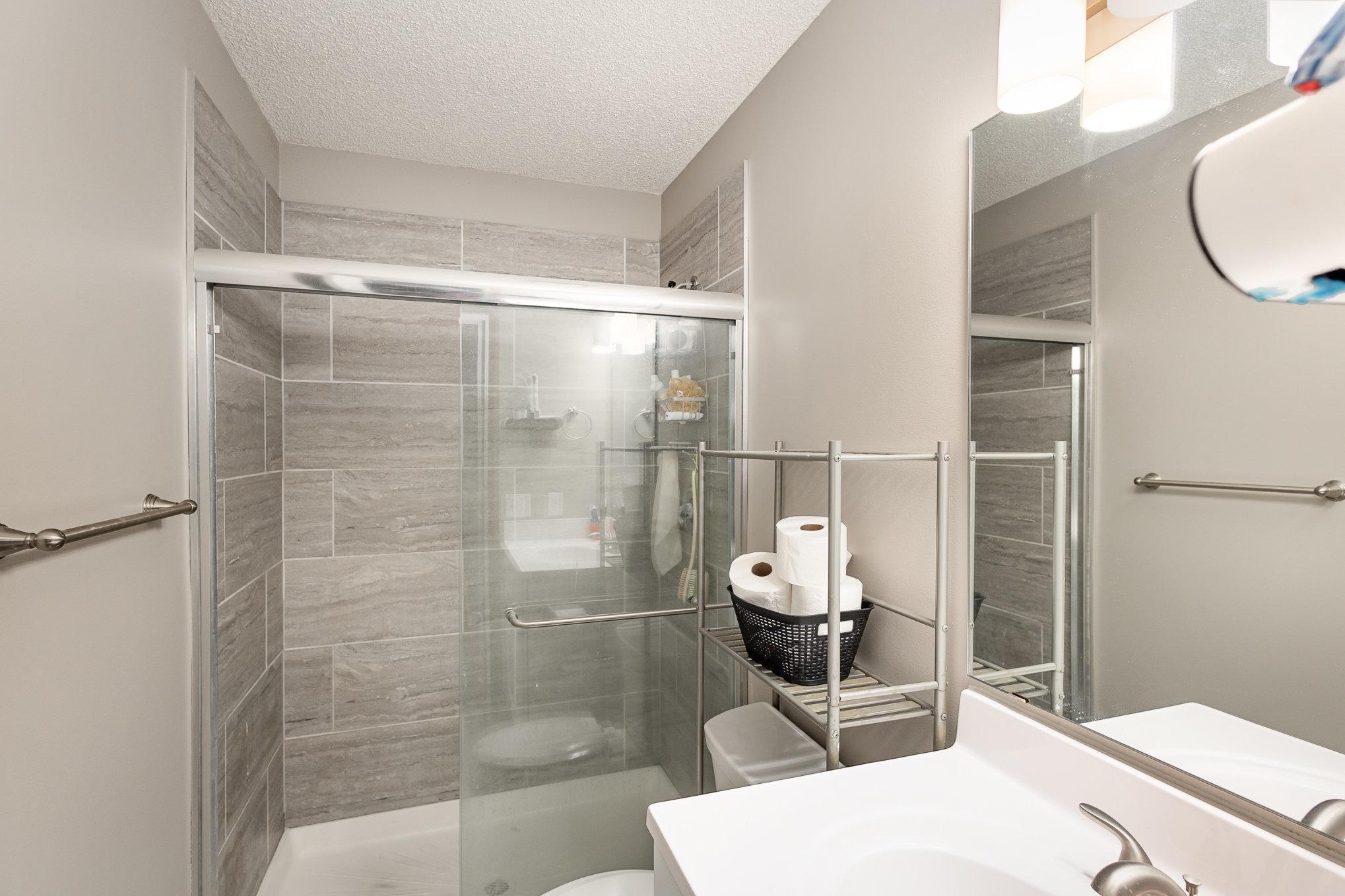 14371 Embry Path Apple Valley, MN 55124 - Photo 16 of 18 Gallery Image 16