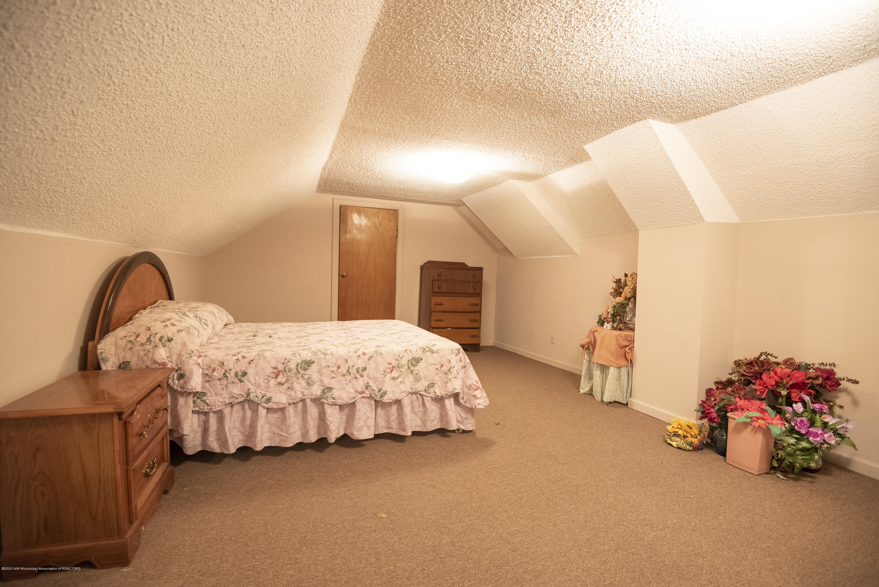 282 Antioch Road Coldwater, MS 38618 - Photo 21 of 39 UPSTAIRS BEDROOM