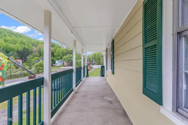 $179,000 | 6802 Lockwood Drive, Wise, VA 24293