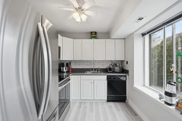 $289,900 | 72 Nassau Drive, Unit 72, Springfield, MA 01129