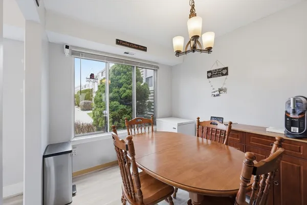 $289,900 | 72 Nassau Drive, Unit 72, Springfield, MA 01129