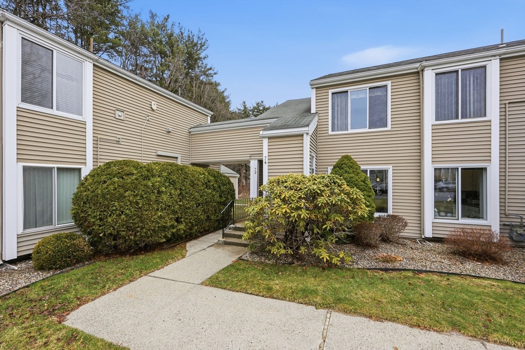 72 Nassau Drive, Unit 72 Springfield, MA 01129 - Photo 2 of 35
