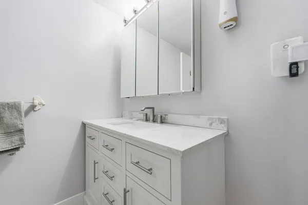 $289,900 | 72 Nassau Drive, Unit 72, Springfield, MA 01129