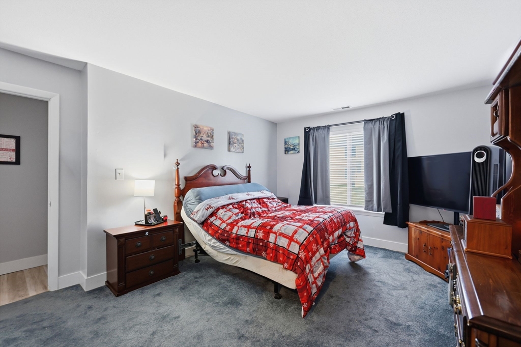 72 Nassau Drive, Unit 72 Springfield, MA 01129 - Photo 27 of 35