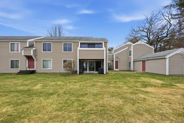 $289,900 | 72 Nassau Drive, Unit 72, Springfield, MA 01129