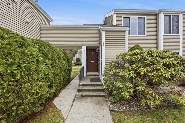 $289,900 | 72 Nassau Drive, Unit 72, Springfield, MA 01129
