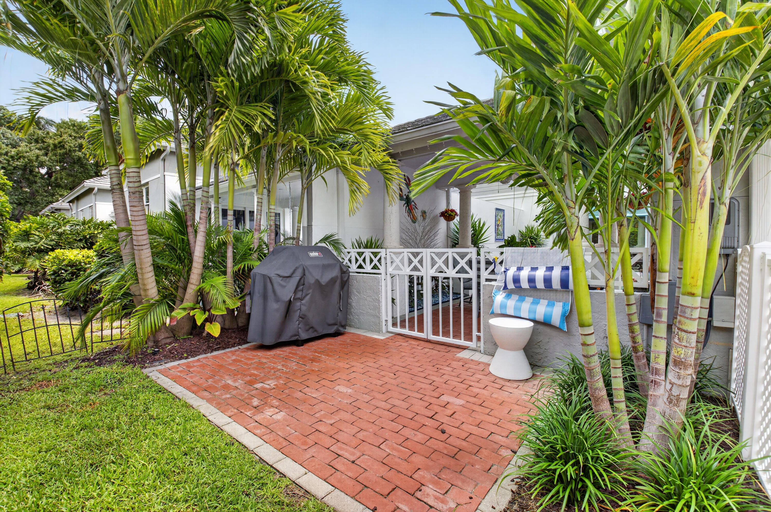 5656 Cambridge Boulevard Boca Raton, FL 33496 - Photo 58 of 131 BBQ