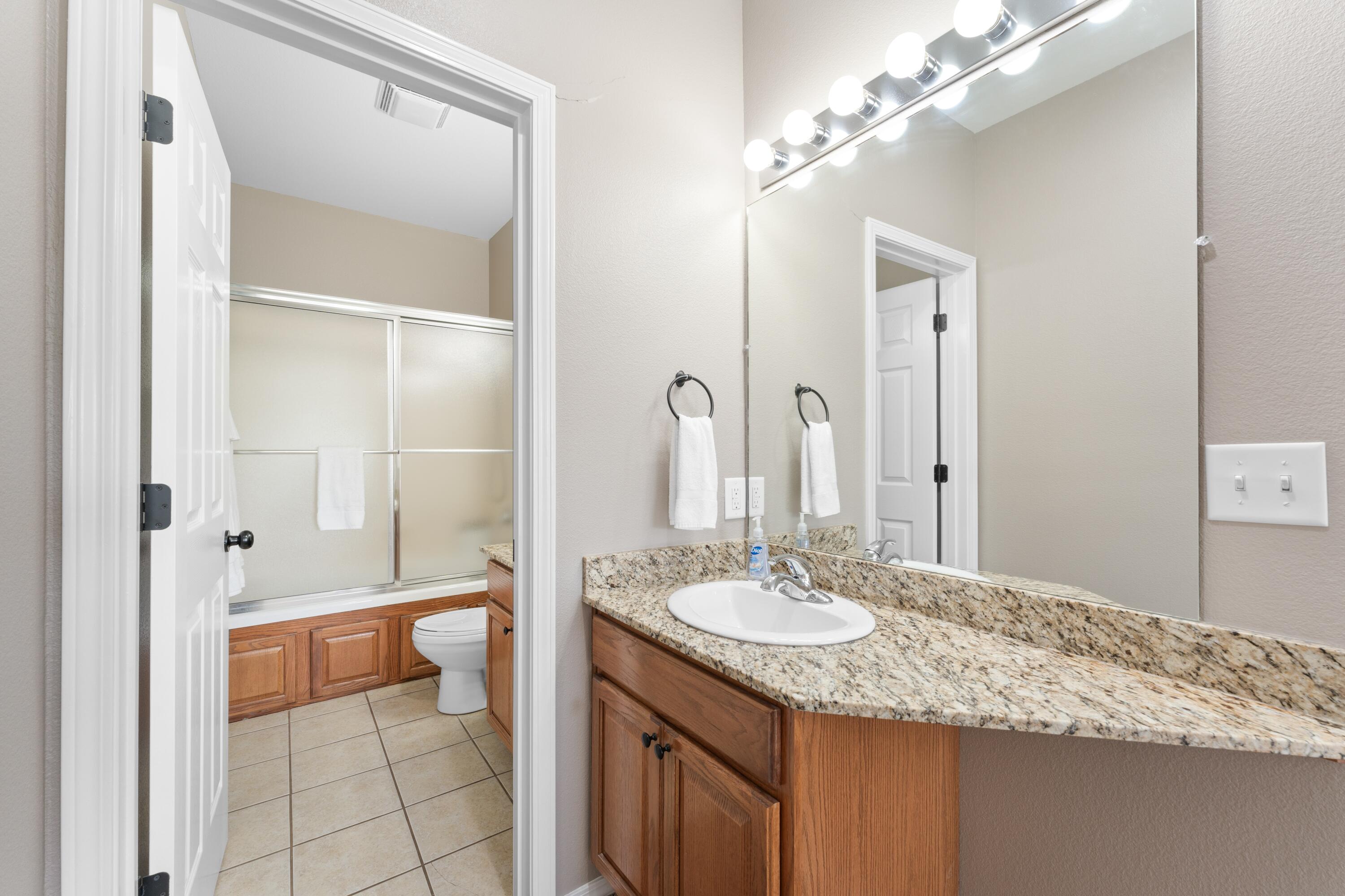 1069 Golf Drive, Unit 6 Reeds Spring, MO 65737 - Photo 8 of 37 8