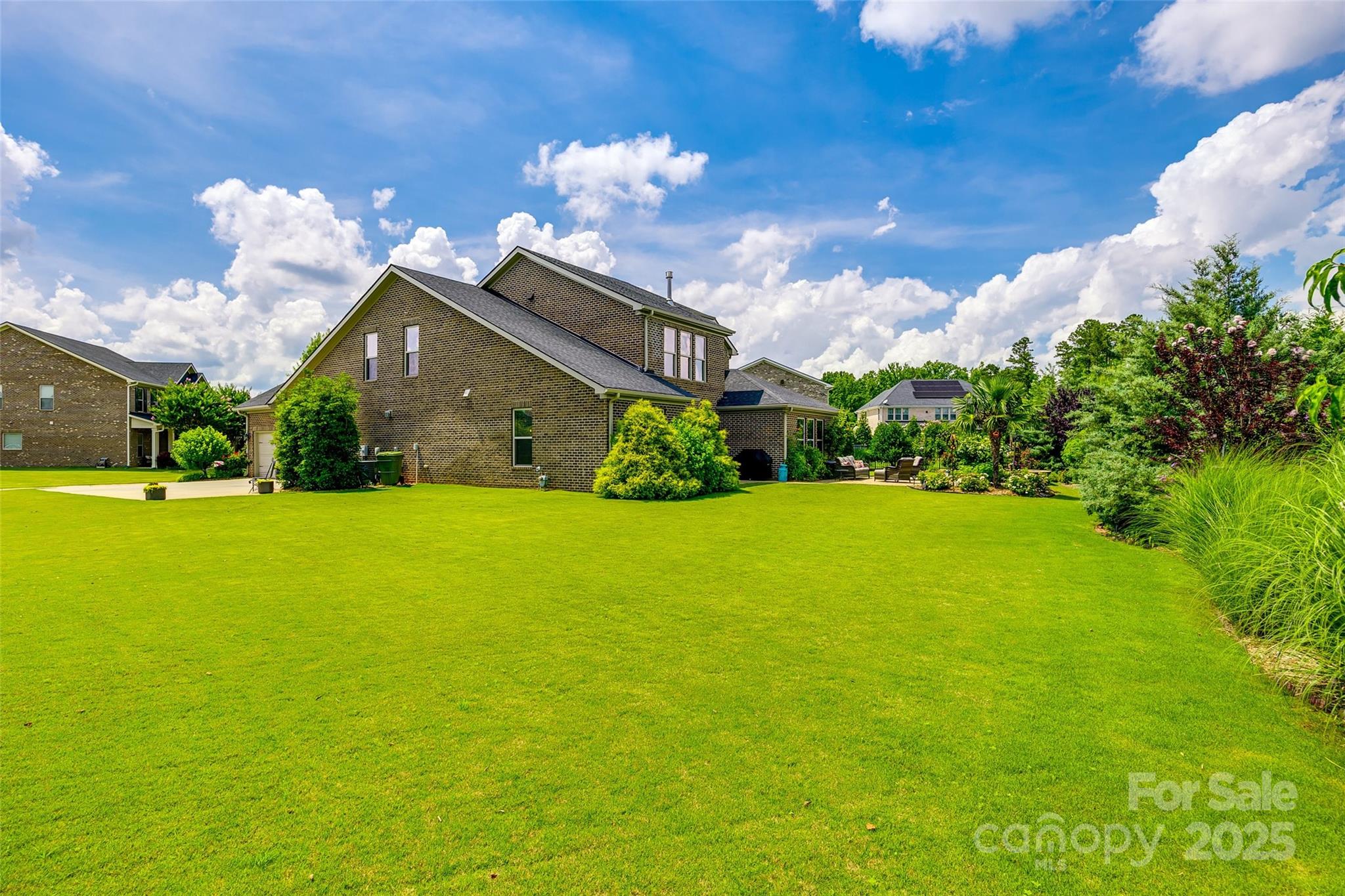 4220 Thames Circle Fort Mill, SC 29715 - Photo 36 of 44 a front view of a house with garden