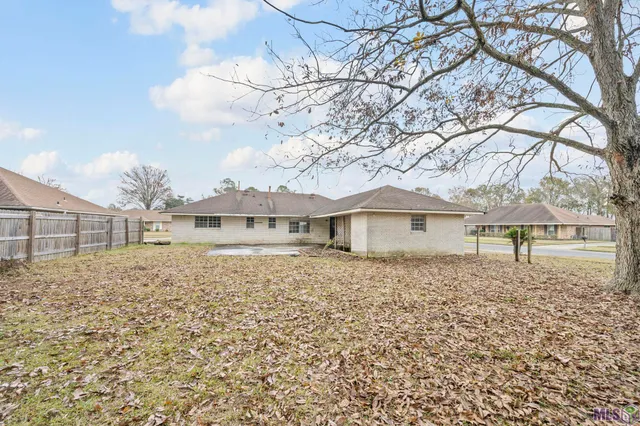 $139,900 | 3405 Casa Grande Drive, Baton Rouge, LA 70814