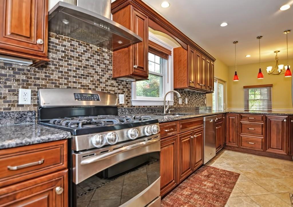 12 Overlook Road Natick, MA 01760 - Photo 1 of 42
