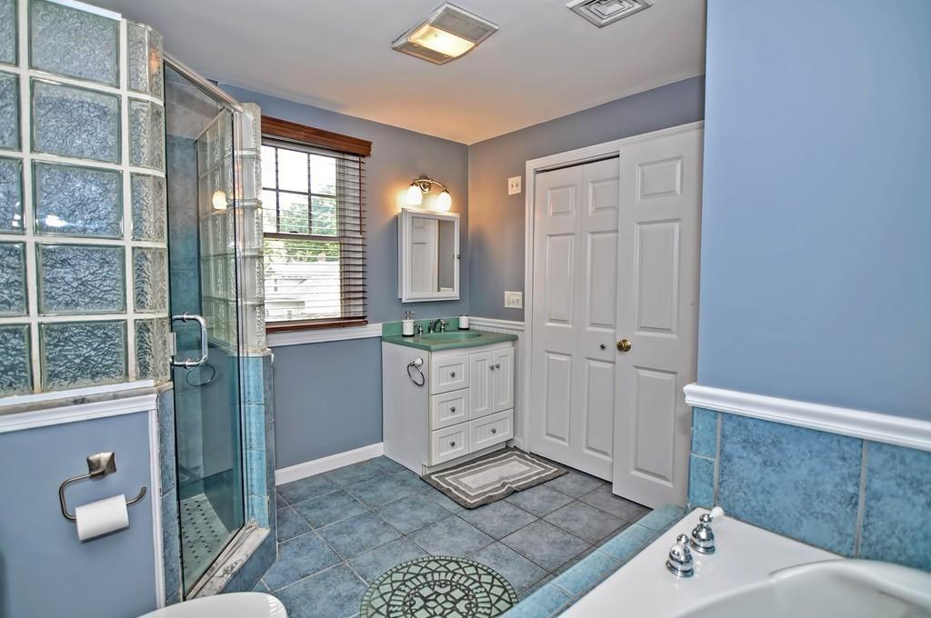 12 Overlook Road Natick, MA 01760 - Photo 27 of 42